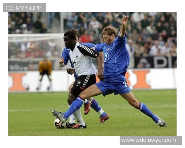 德国与俄罗斯足球对决精彩视频直播全程回顾与分析